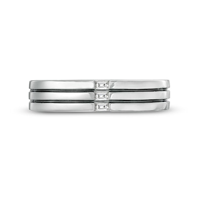 Previously Owned - Vera Wang Love Collection LE 0.065 CT. T.W. Baguette Diamond Trio Wedding Band in 14K White Gold